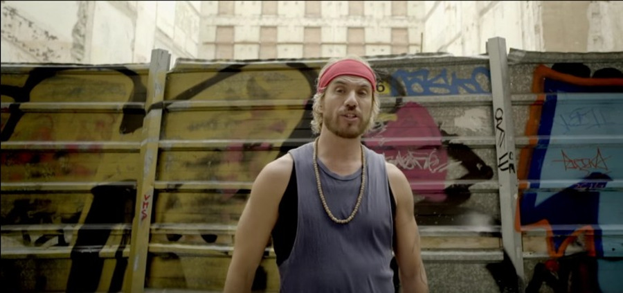 Macaco, Hijos de un Mismo Dios