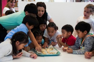 Group program: 13 children and their parents visit TANDEM