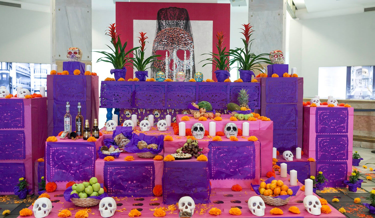 Route of altars of Madrid